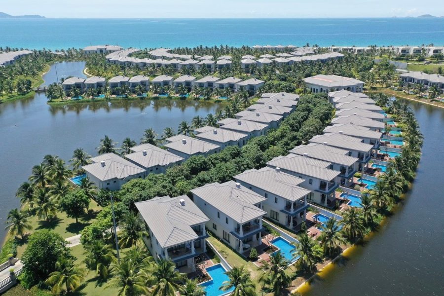 Melia Vinpearl Cam Ranh Beach Resort