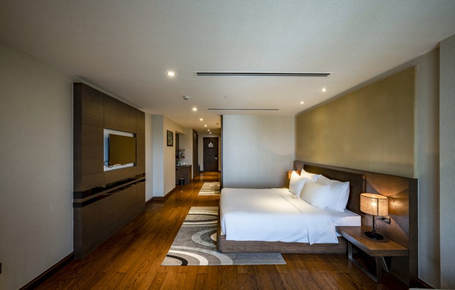 Premier Family – 04 khách