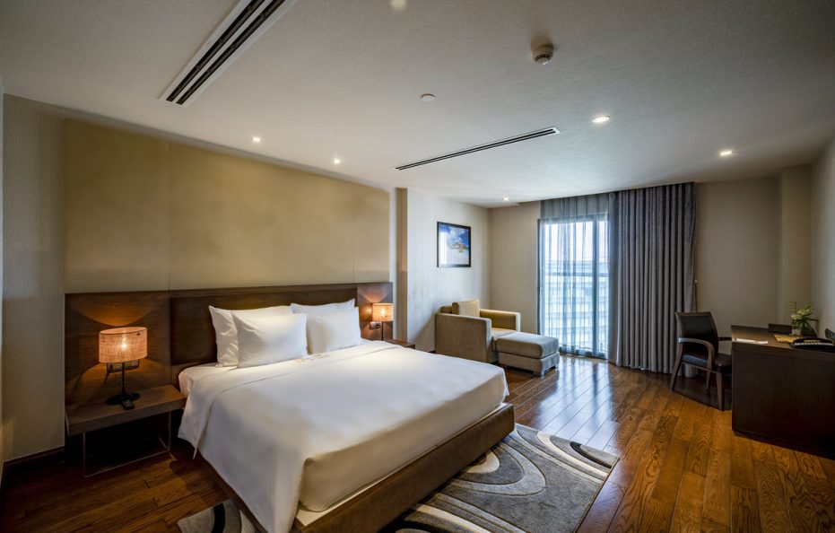 Premier Family – 04 khách