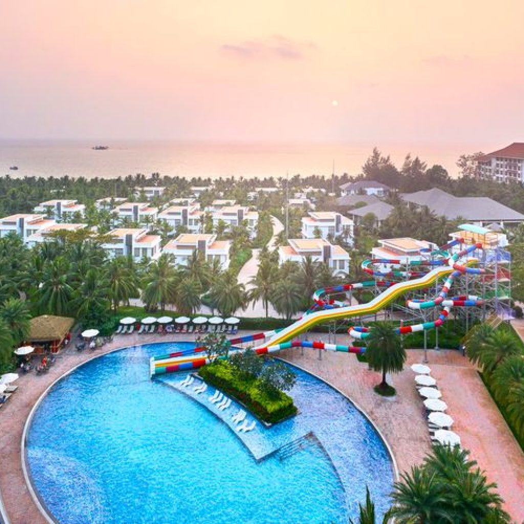 wyndham-grand-phu-quoc-vinoasis-cu-1