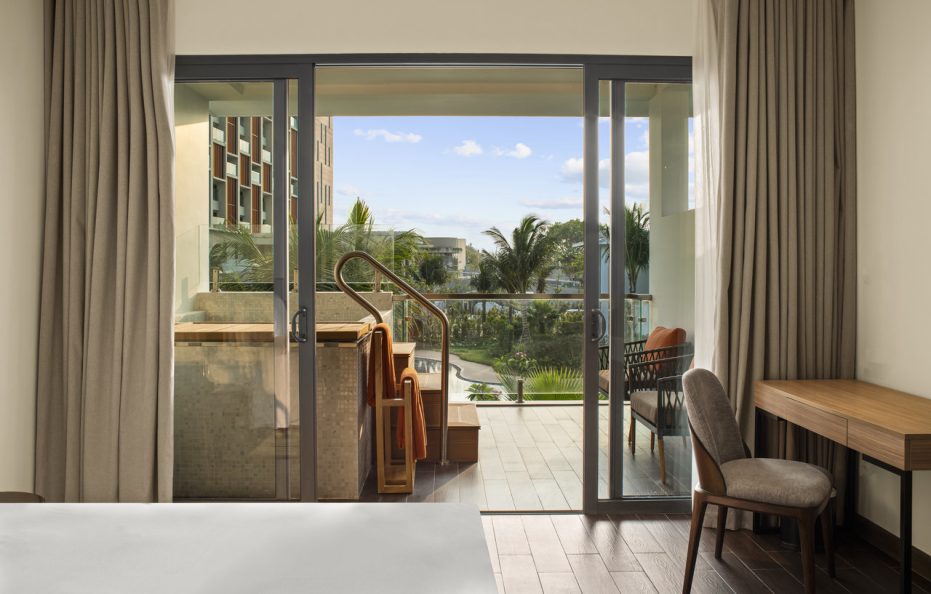 Two Bedroom Pool Suite | Đặt sớm 15 ngày – Giảm 25%