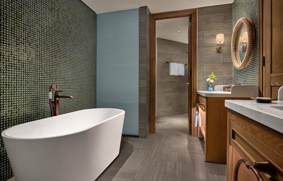 Suite Gia Đình hướng biển giường tầng (Đặc quyền Club) – Ăn sáng & Ăn trưa/tối