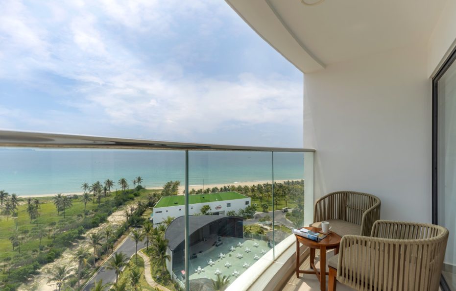 Grand hướng biển | Ưu đãi đặt trước 10 ngày – Ăn 5 bữa + Đồ uống không giới hạn + Vui chơi công viên nước