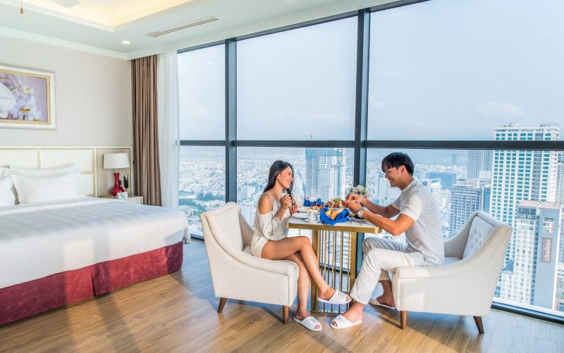 review-vinpearl-condotel-beachfront-nha-trang-thumb_1640085690